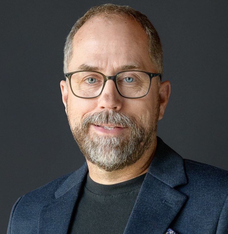 M. Steve St-Laurent