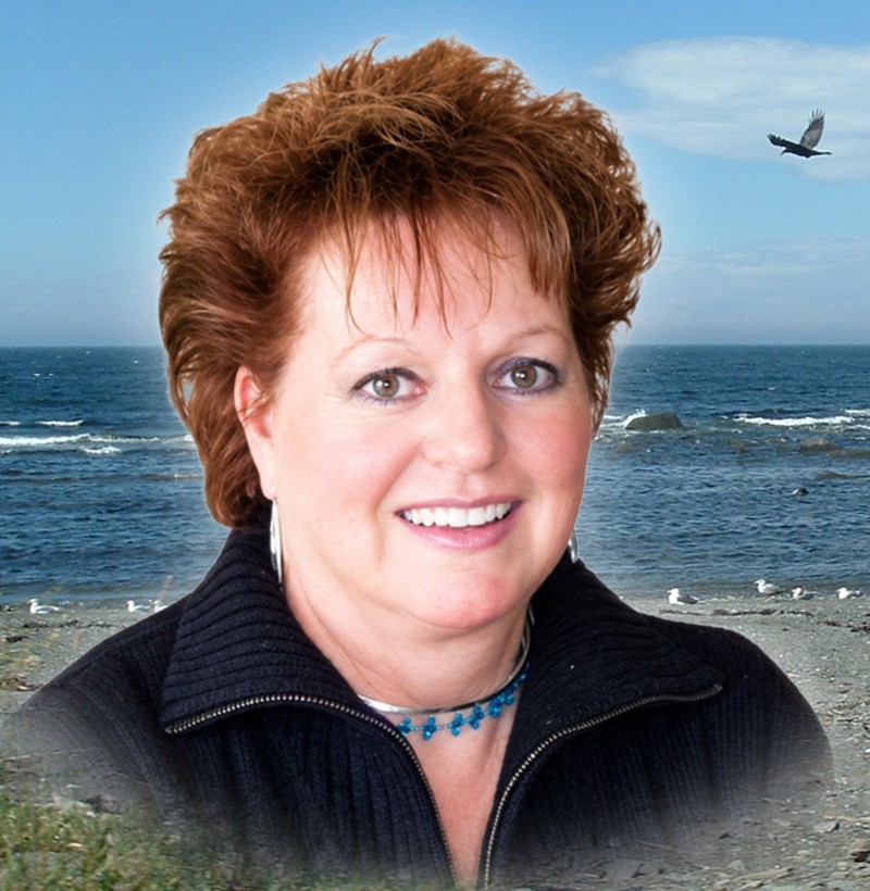 Mme Pauline Dugas
