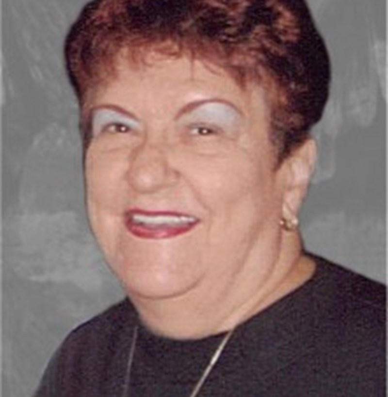 Mme Georgette Plante