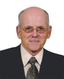  Gilles Pelletier