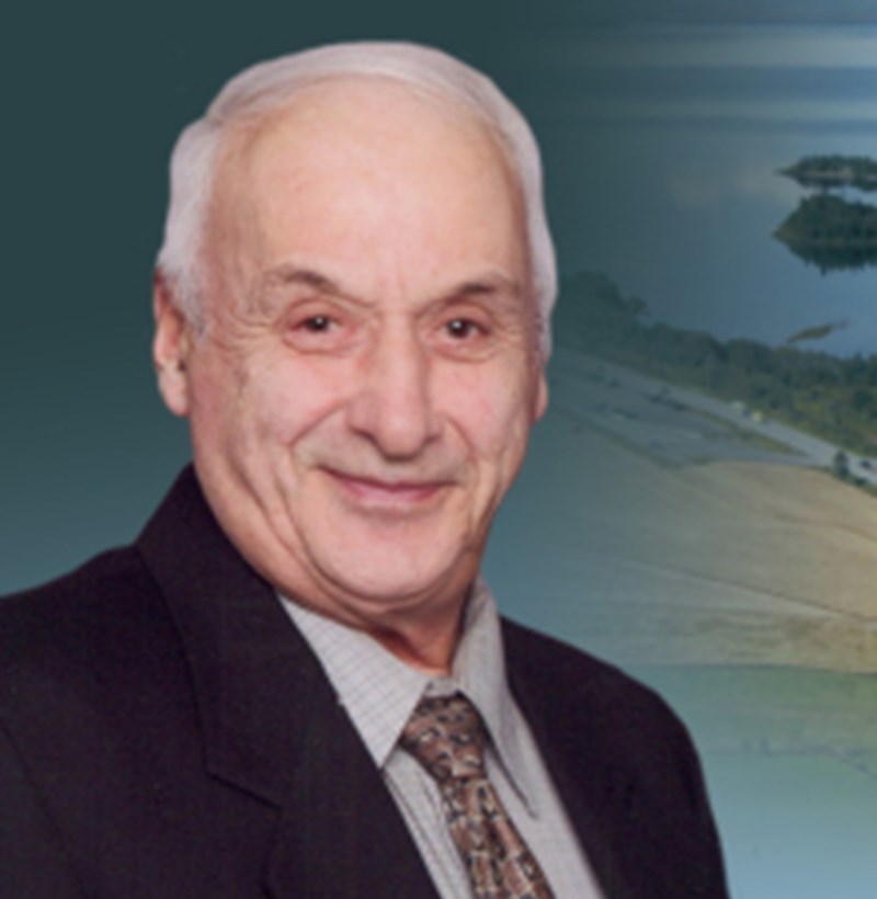 M. André Caron
