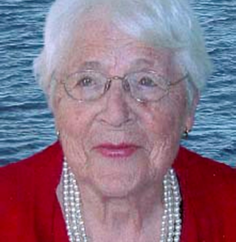 Mme Simone Bernier