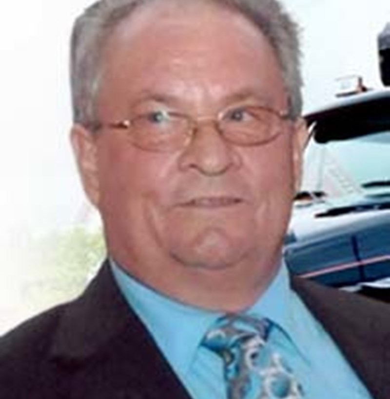 M. Hugues St-Laurent